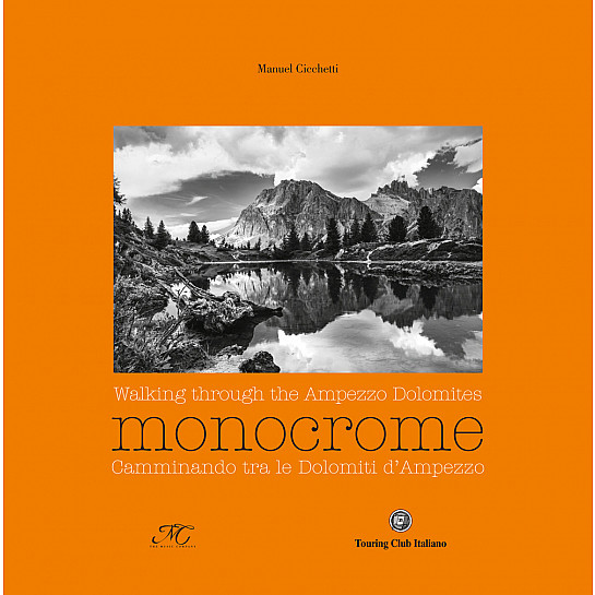 Monocrome